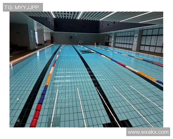 提升游泳技巧全面解析:从基础动作到高级训练的有效方法与技巧 提升游泳技巧全面解析:从基础动作到高级训练的有效方法与技巧