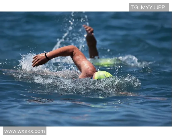高效提升游泳技能的全面训练计划与实用技巧解析 高效提升游泳技能的全面训练计划与实用技巧解析